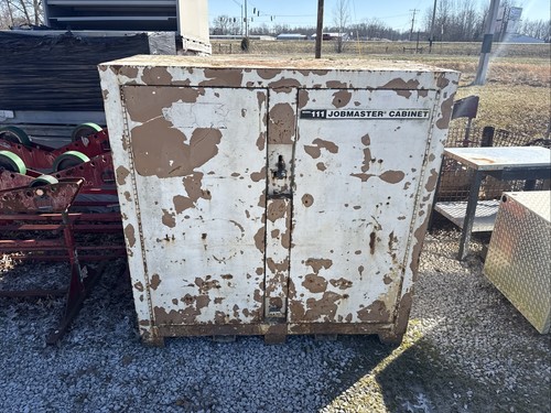 Knaack 111 jobsite storage - 111,